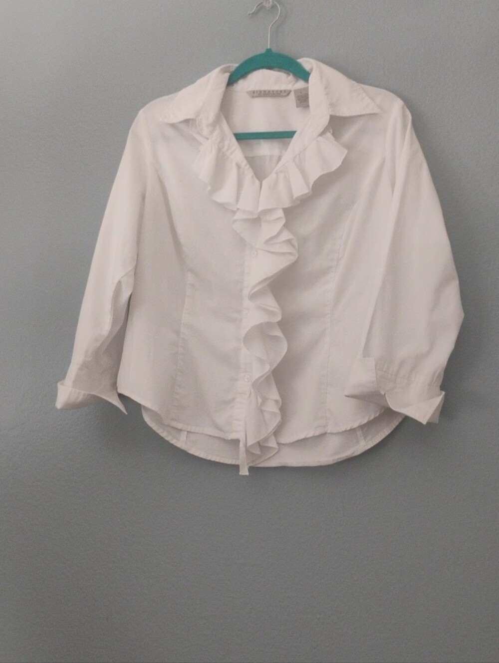 Signature by Larry Levine White Ruffle Front Button-Down Blouse